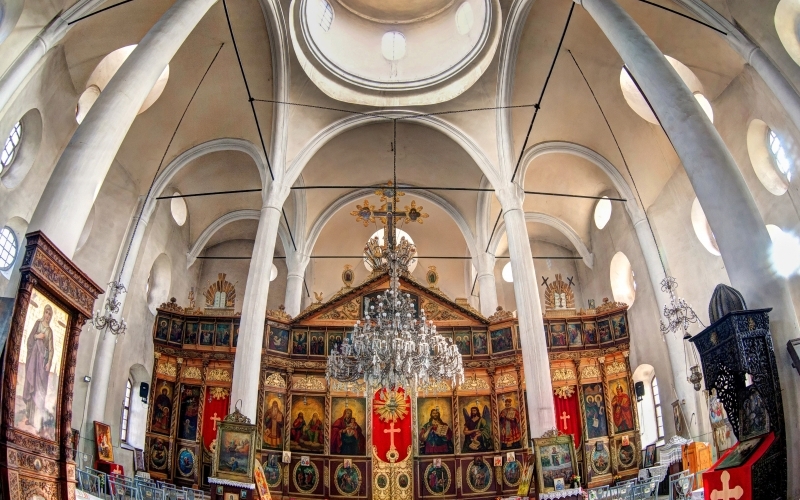Катедрален храм "Св. Троица"